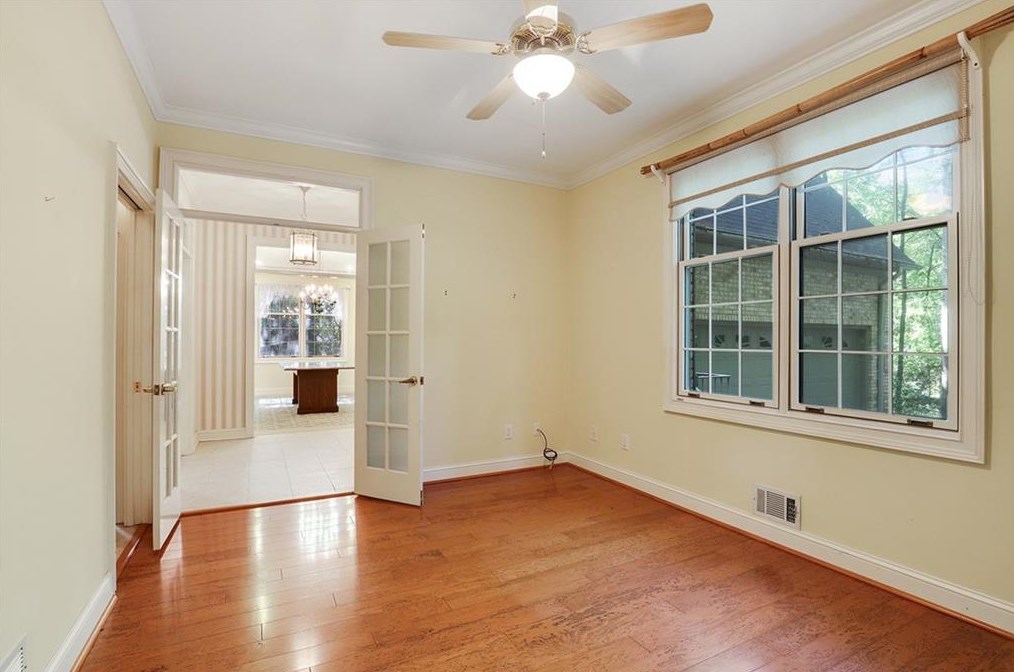 2094 Azalea Cir, Decatur GA  30033-2638 exterior