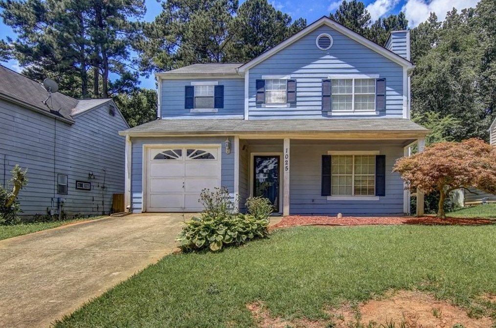 1025 Autumn Crest Ct, Stone Mountain, GA 30083-5169