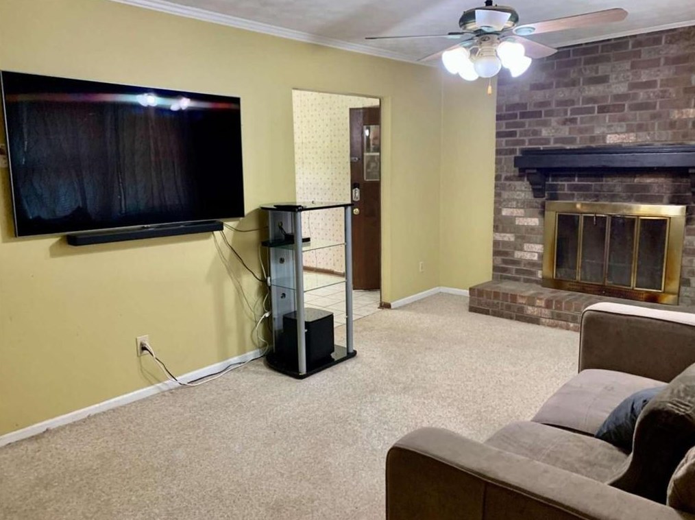 1888 Poco Pine Ln, Grayson, GA 30017-1475