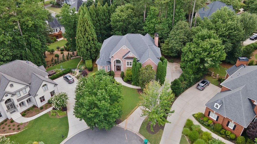 245 Woodscape Ct, Alpharetta, GA 30022-3245