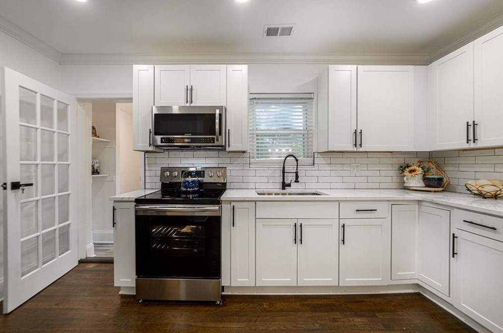 1257 Westridge Rd, Atlanta GA  30311-3431 exterior