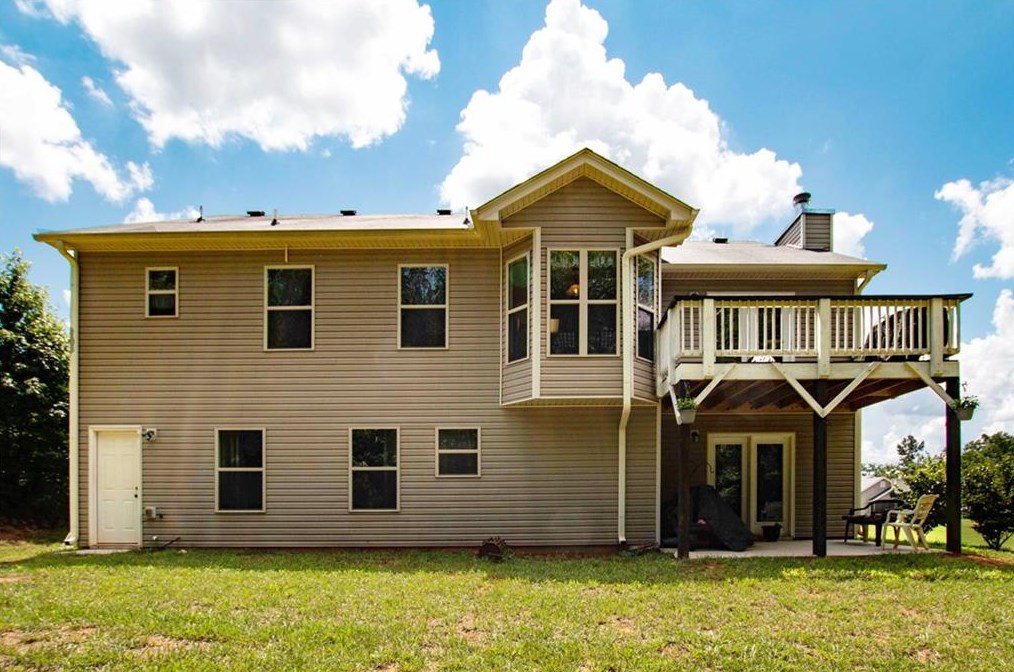 1955 Paynes Pt, Winder, GA 30680-3263
