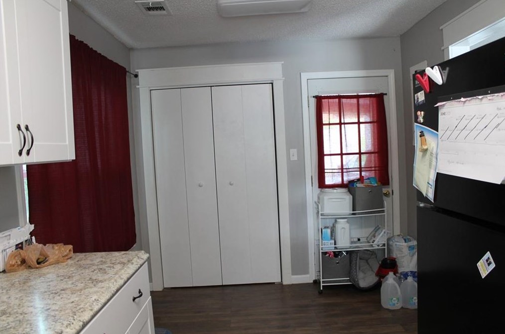 127 Lois St, Calhoun GA  30701-3732 exterior