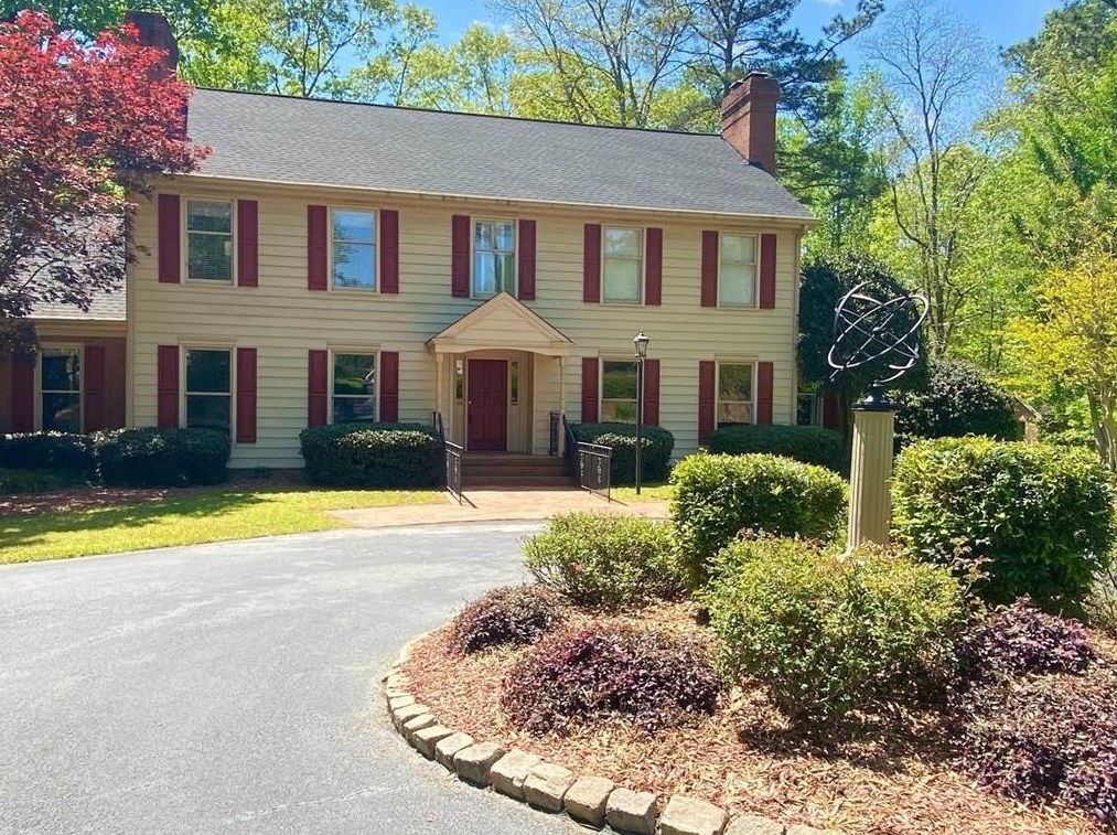 8495 Nolandwood Ln, Villa Rica, GA 30180