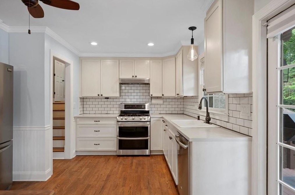 891 Brentwood Dr, Smyrna GA  30082-3405 exterior