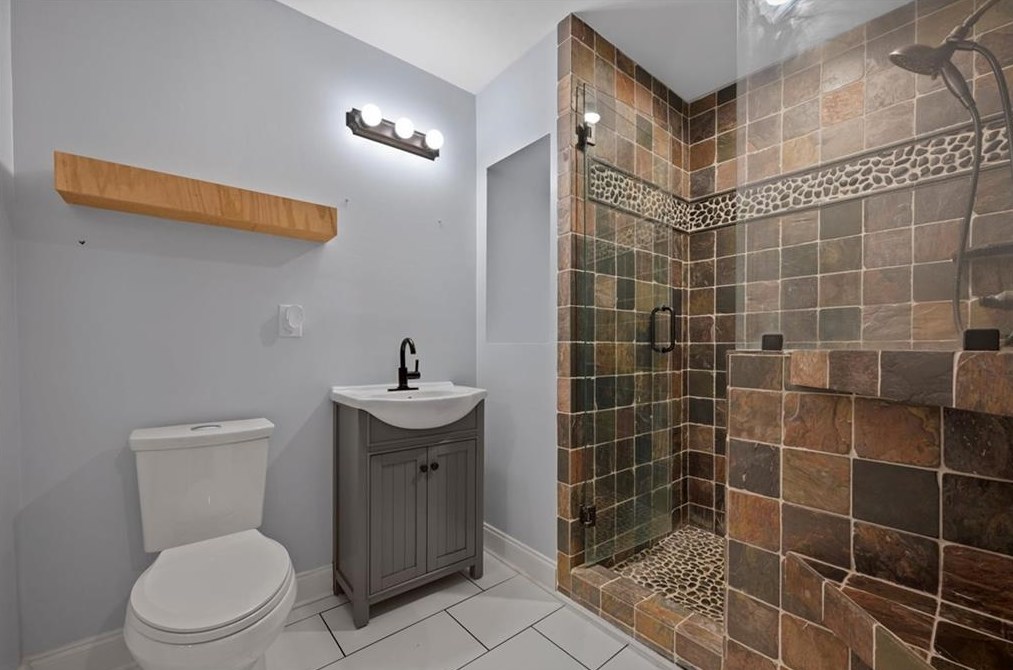 891 Brentwood Dr, Smyrna GA  30082-3405 exterior