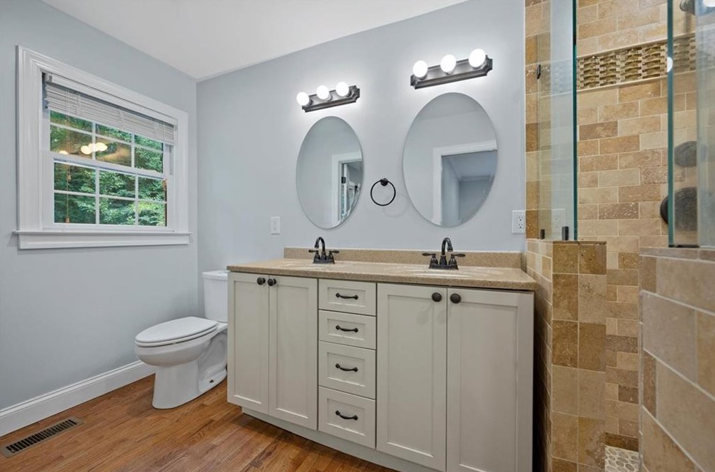 891 Brentwood Dr, Smyrna GA  30082-3405 exterior