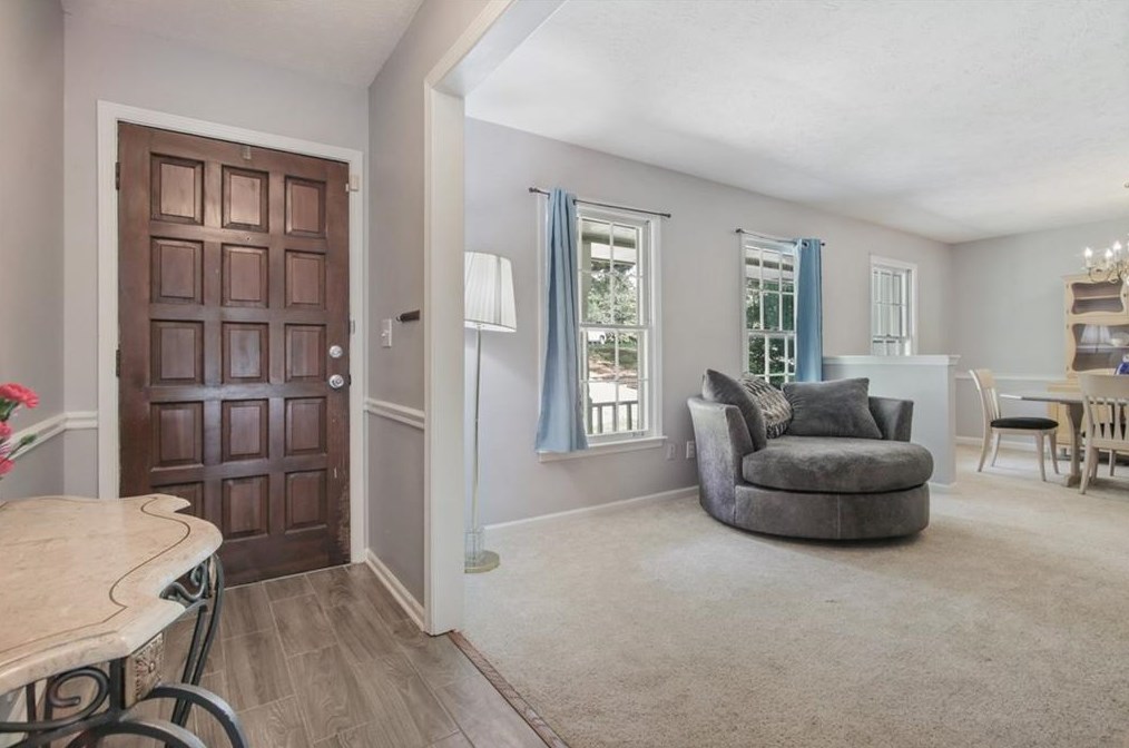 567 Chris Cir, Lawrenceville, GA 30044-3760