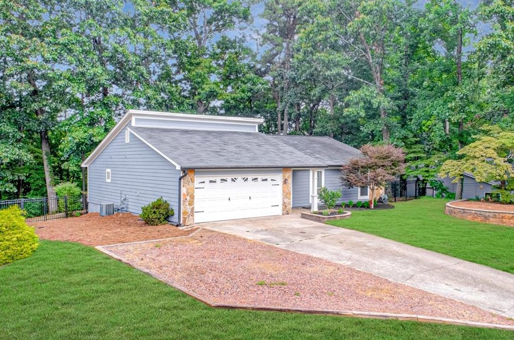 4769 Pinefield Dr, Acworth, GA 30102-6332