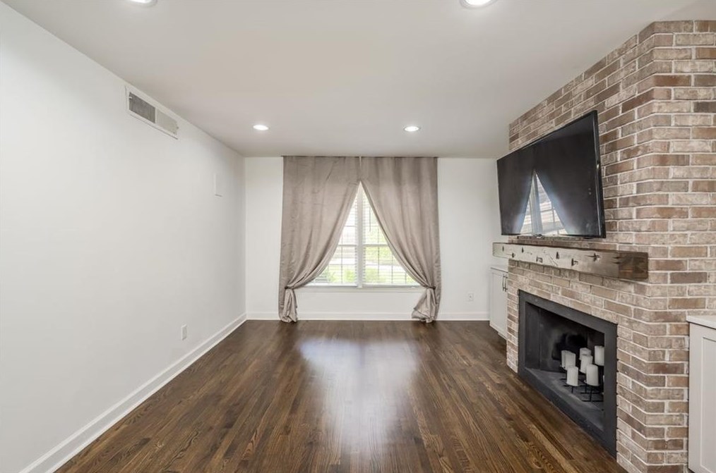 157 Maribeau Sq Nw, Atlanta, GA 30327