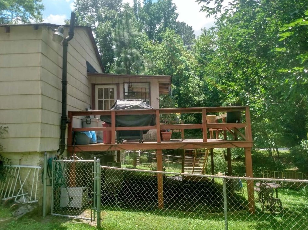 790 Valley Brook Rd, Decatur GA  30033-5840 exterior