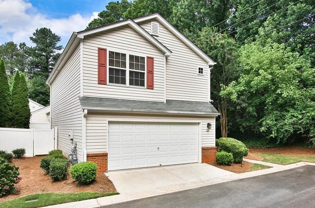 204 Windcroft Ct, Acworth, GA 30101-6358