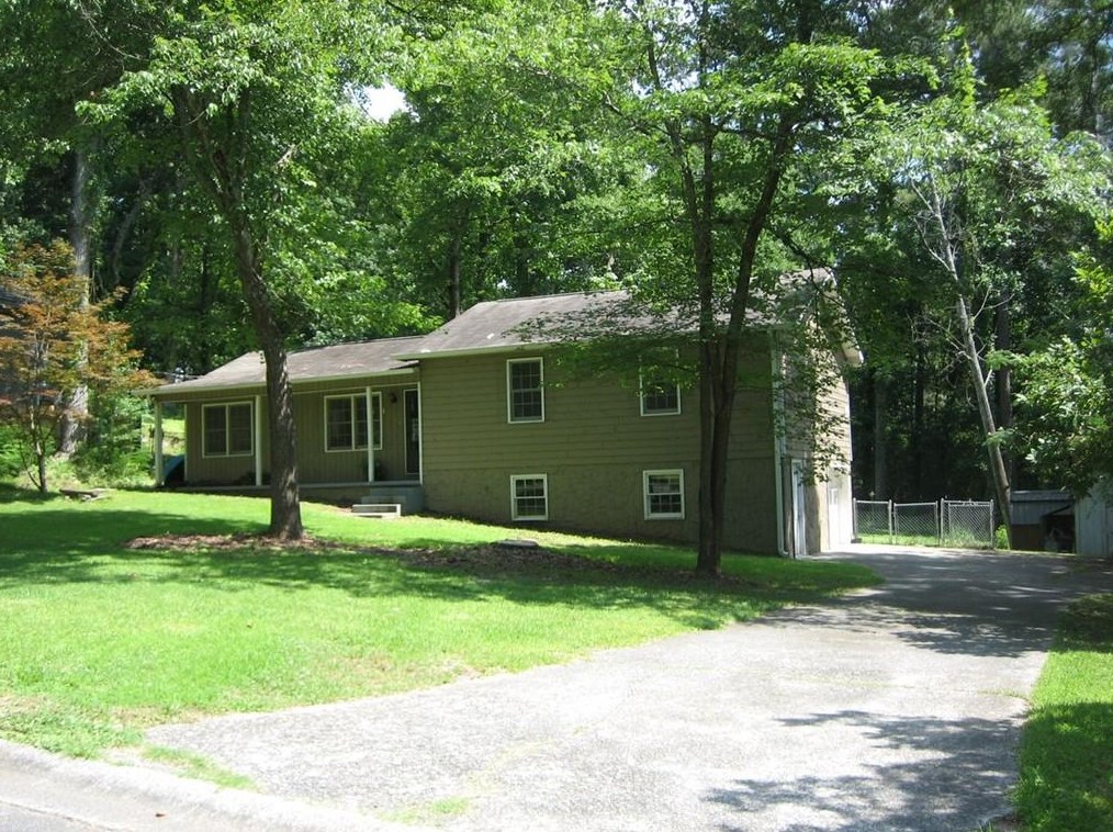 2971 Creekstone Dr, Acworth, GA 30102-2145