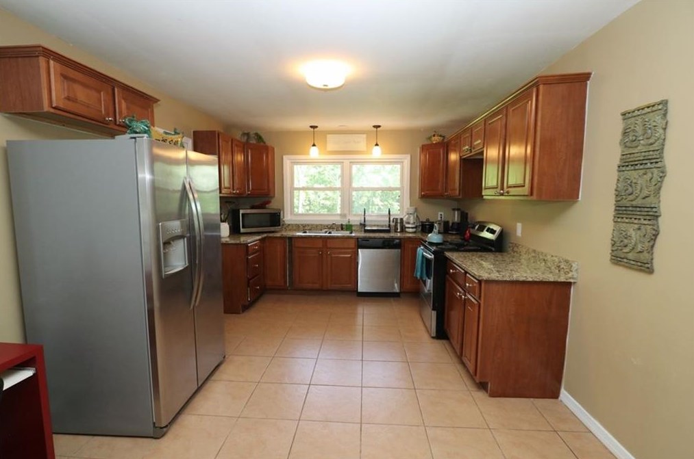 1190 Upper Hembree Rd, Roswell, GA 30076-1142