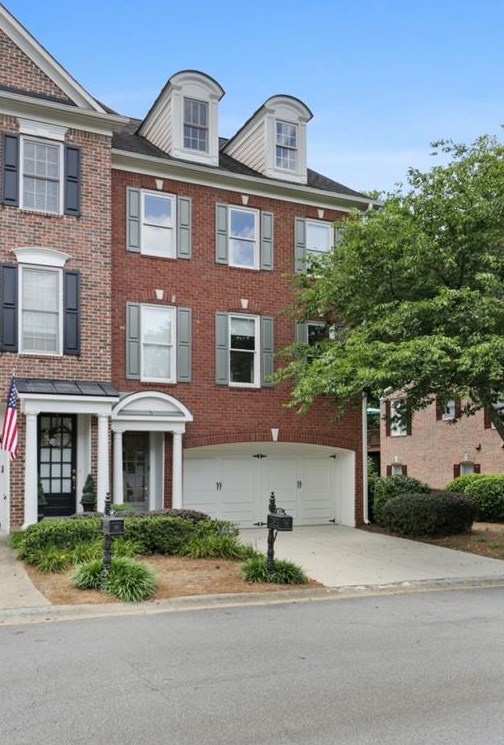 4211 Village Green Dr, Roswell, GA 30075-7640