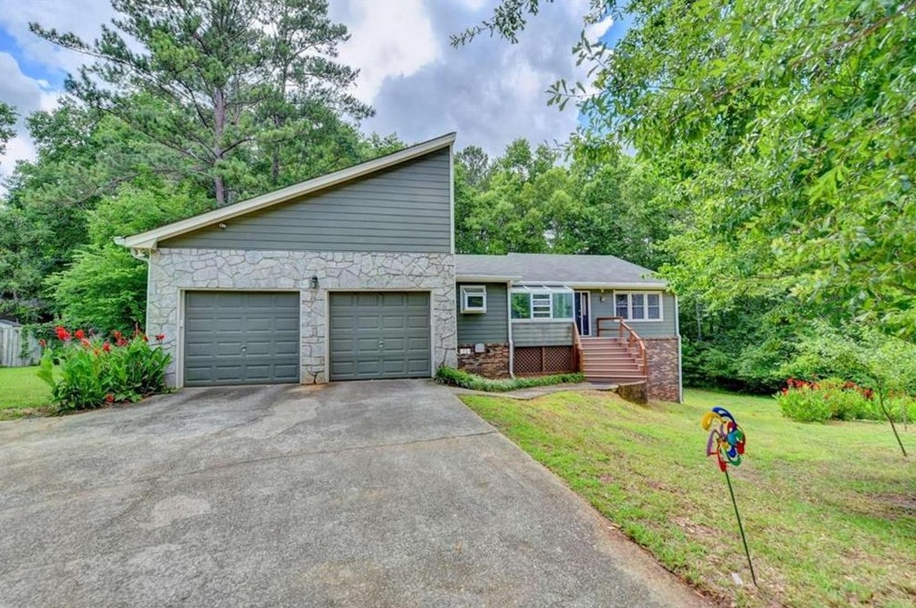 515 River Oak Loop, Lawrenceville, GA 30044-5652