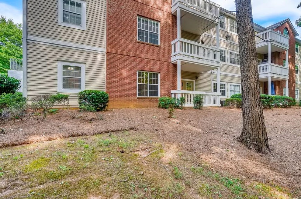 4241 Orchard Grove, Stone Mountain, GA 30083
