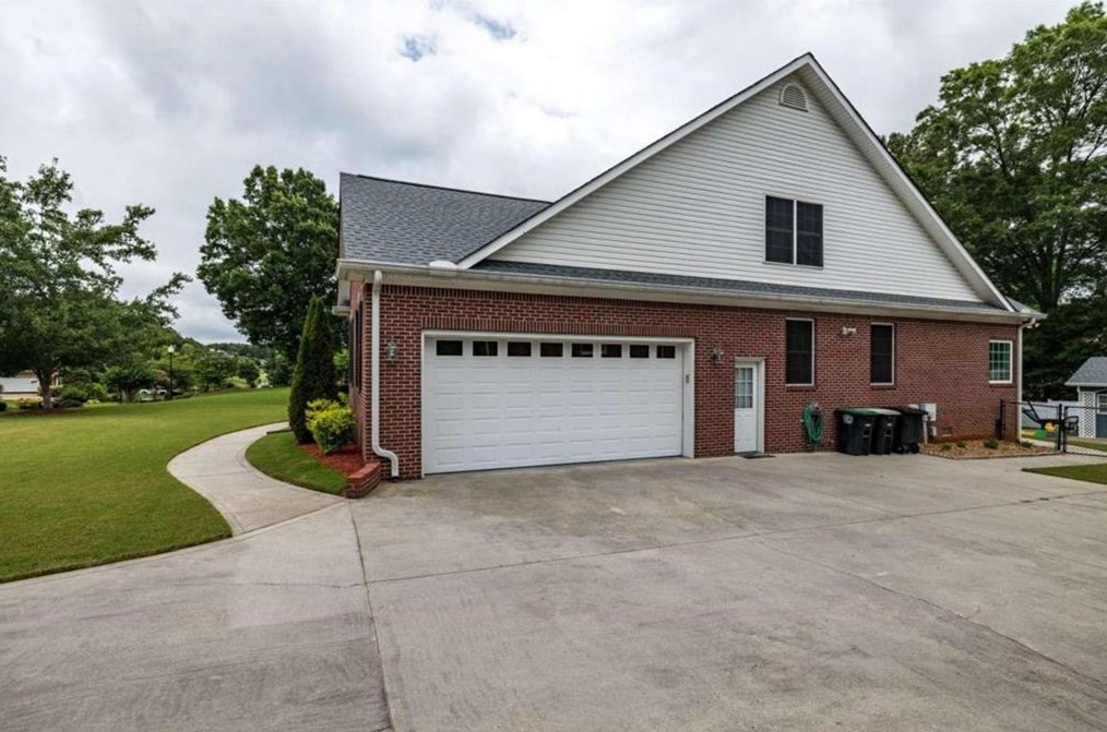 37 Brook Dr, Rome GA  30165-3679 exterior