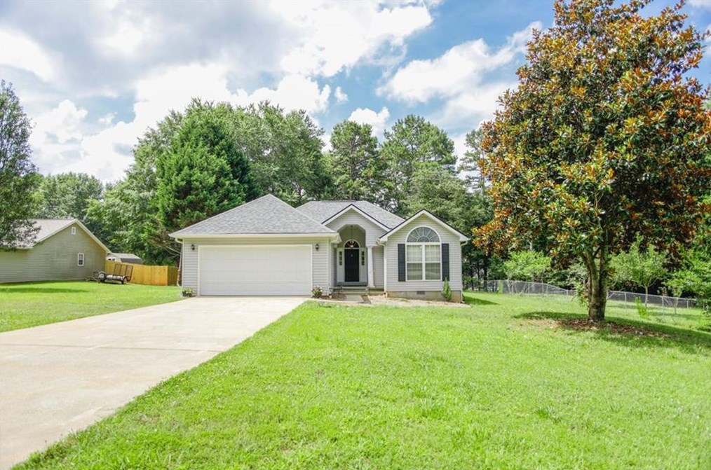 765 Ridgeway Rd, Commerce, GA 30529