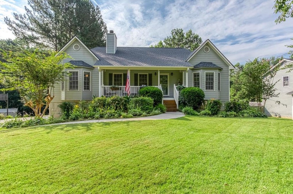 245 Valor Ridge Dr, Dallas, GA 30132-2381
