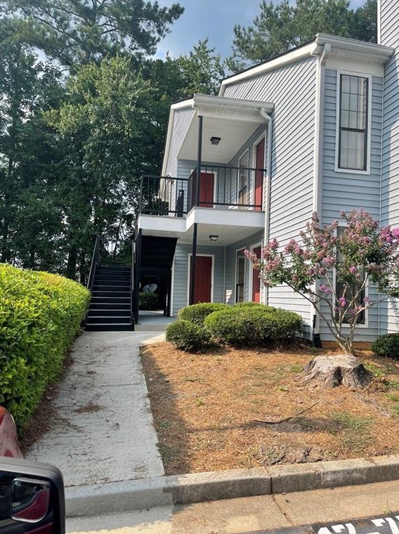 751 Windchase Ln, Stone Mountain, GA 30083
