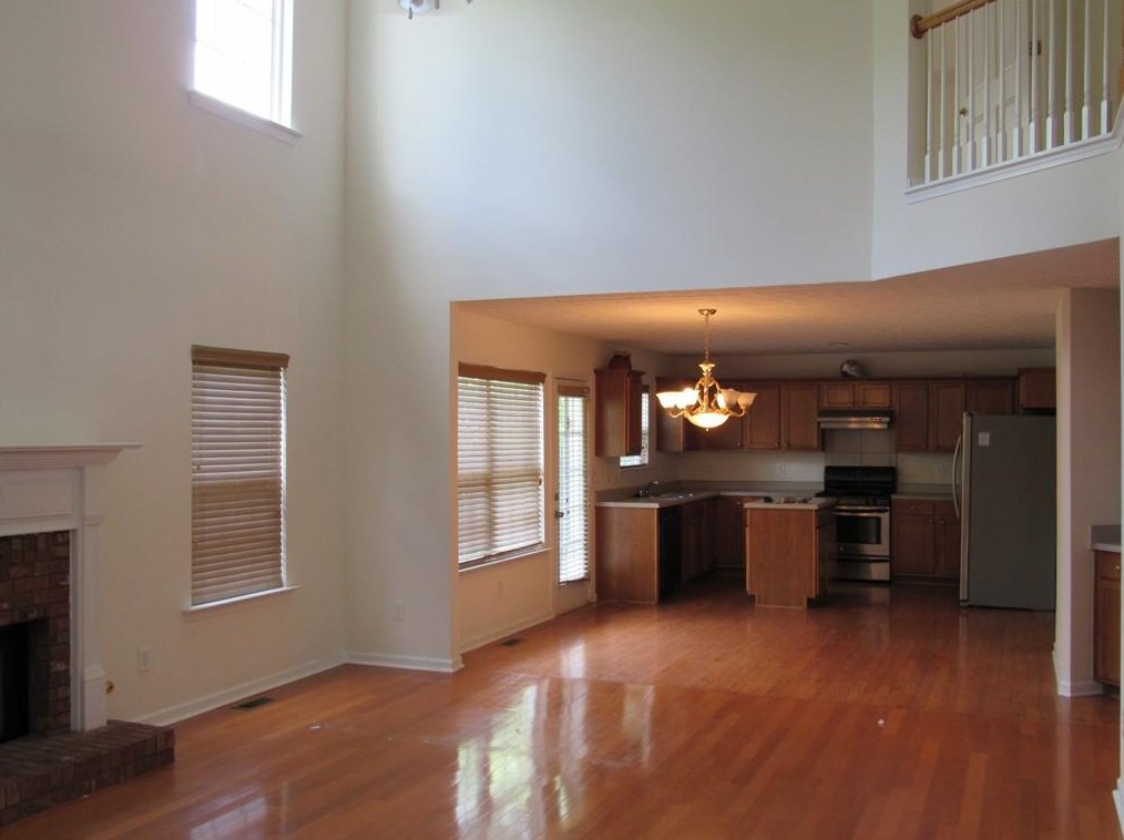 3741 Roxfield Dr, Buford, GA 30518