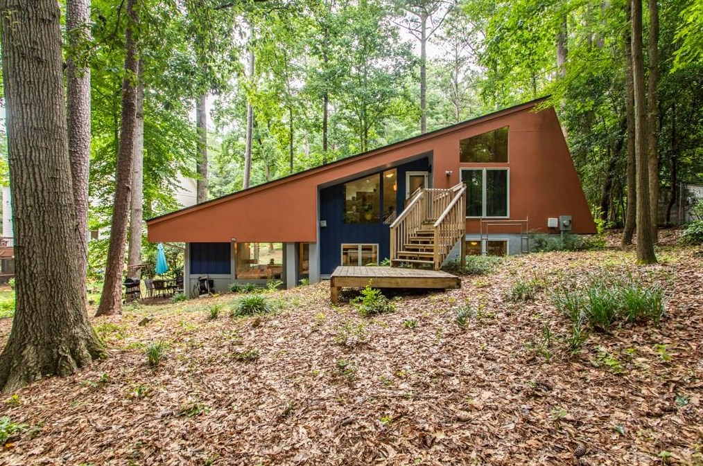 1018 Mcconnell Dr, Decatur GA  30033-3402 exterior