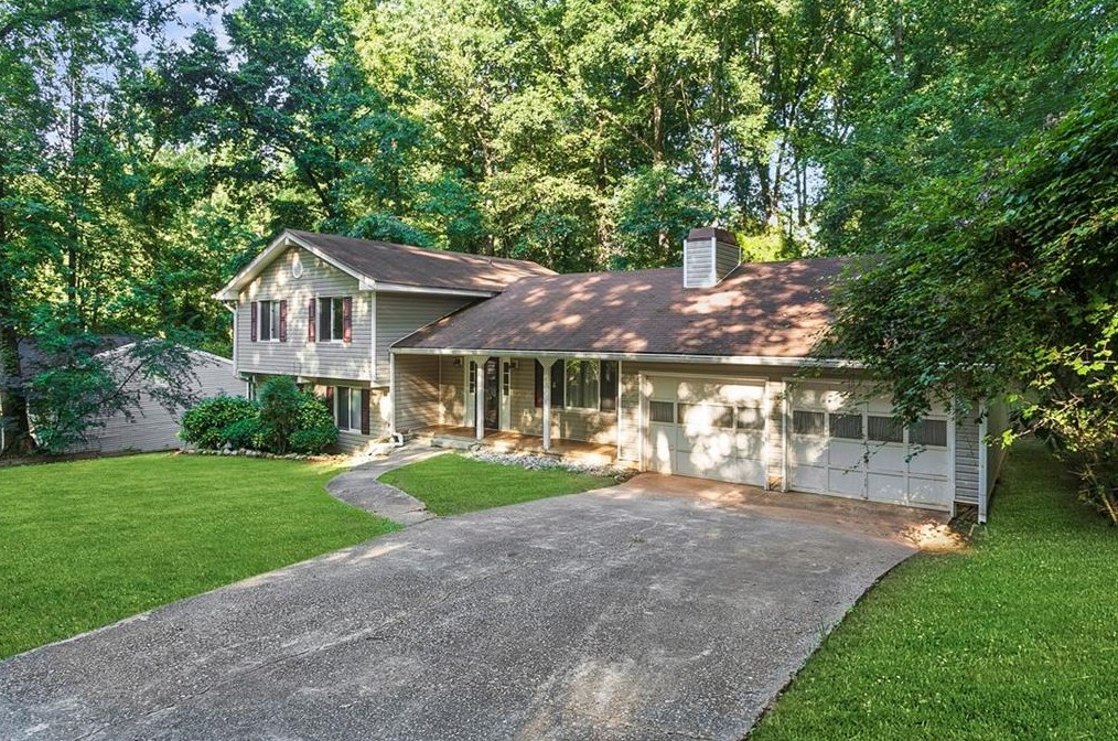 3147 Pequea Dr, Lithonia, GA 30038