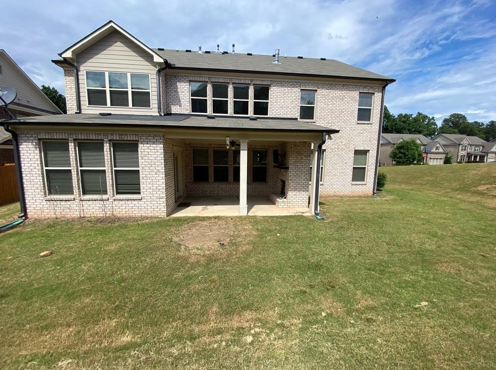 1143 Garner Creek Dr Sw, Lilburn, GA 30047