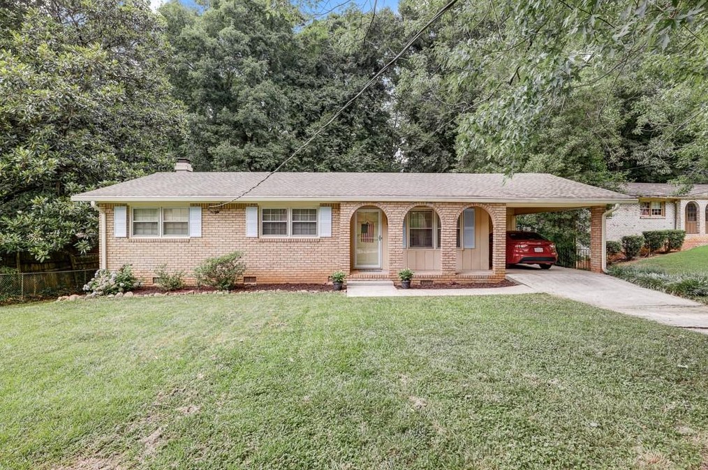 606 San Pablo Ct, Stone Mountain, GA 30083-3834