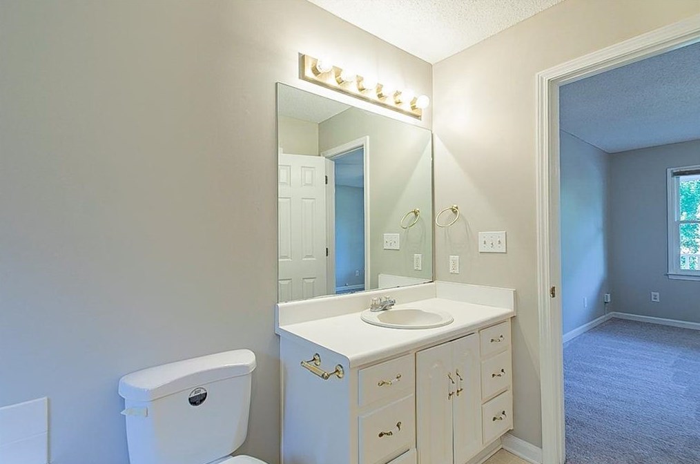 263 Victorian Cir, Dallas GA  30157-5673 exterior