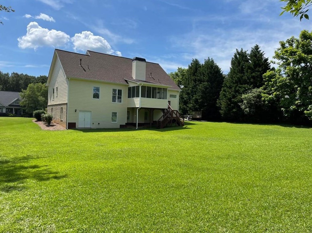 10 Mission Hills Dr, Euharlee, GA 30120-7452