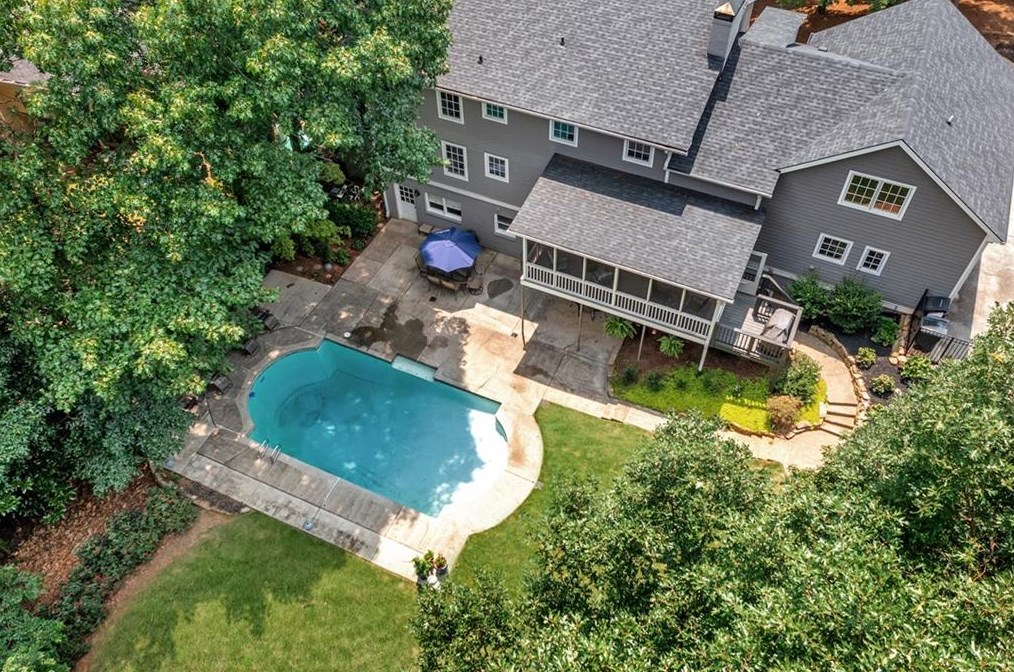 835 Overhill Ct, Atlanta GA  30328-3660 exterior