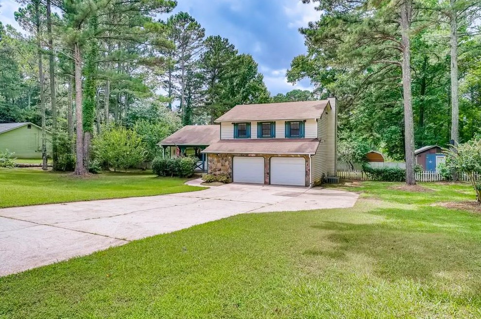 202 Farmbrook Pkwy, Stockbridge, GA 30281