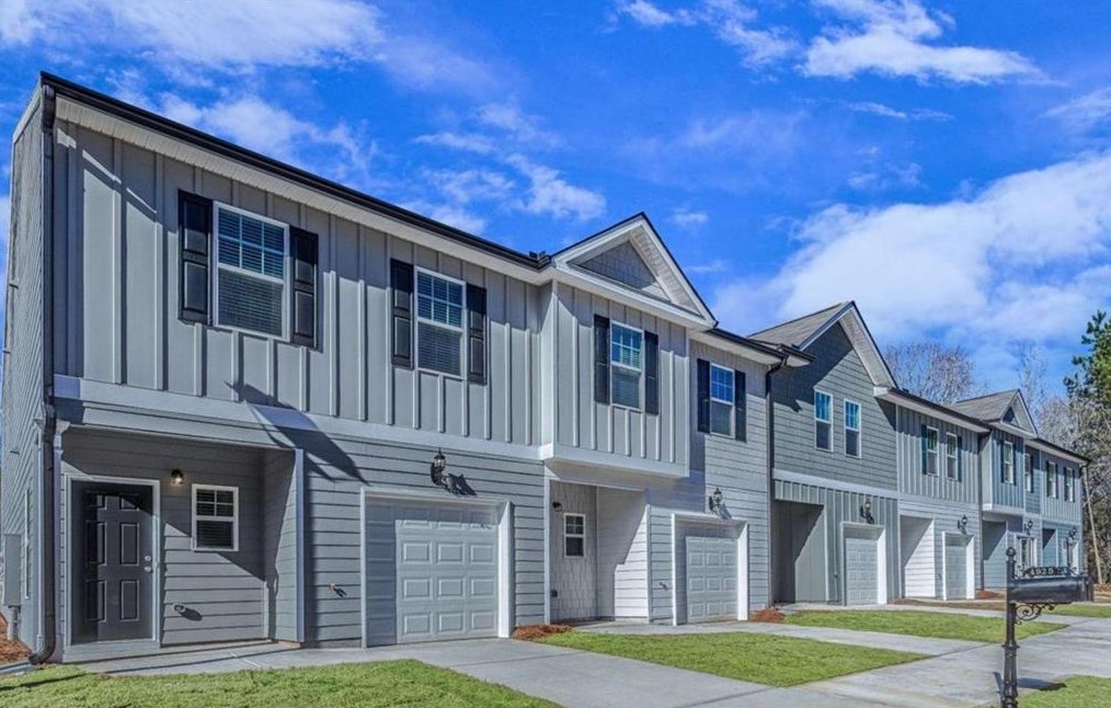 2828 Hillside Way, Decatur, GA 30034-7606