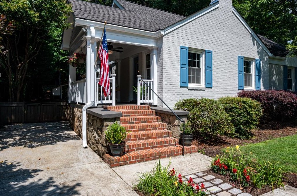 933 Mcdonough St, Decatur GA  30030-4930 exterior