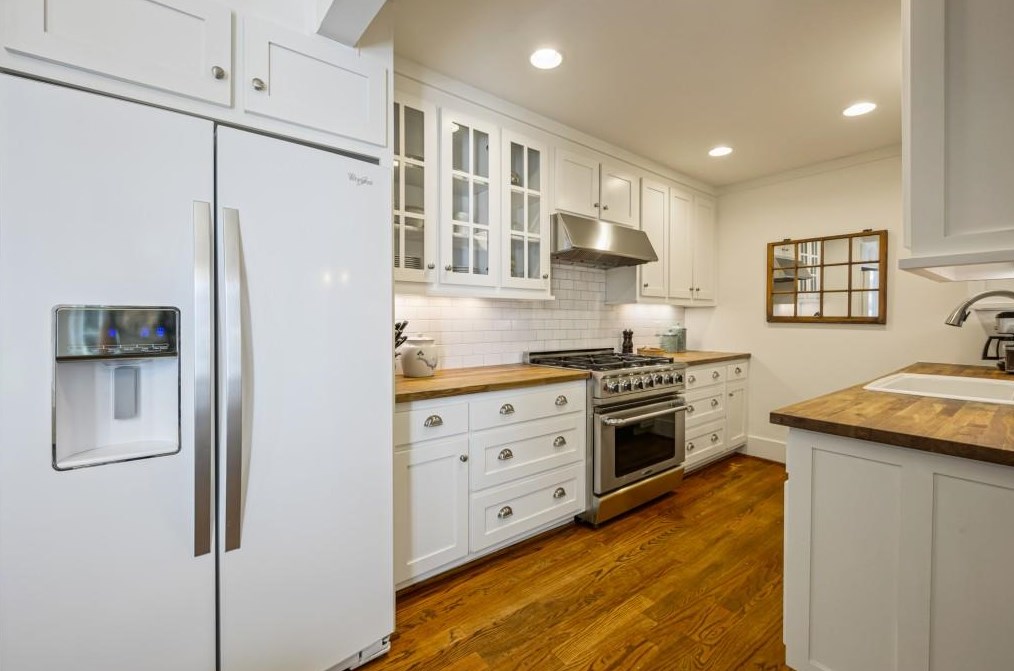 933 Mcdonough St, Decatur GA  30030-4930 exterior