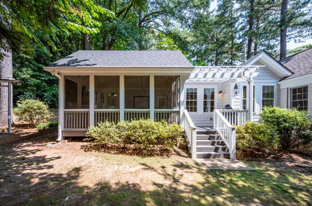 933 Mcdonough St, Decatur GA  30030-4930 exterior