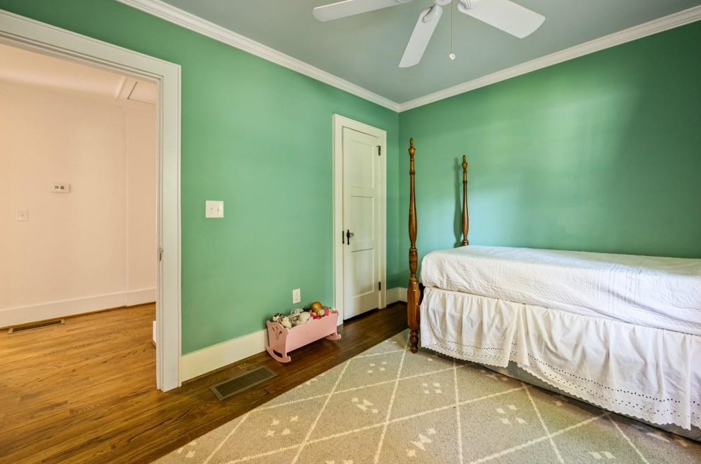 933 Mcdonough St, Decatur GA  30030-4930 exterior