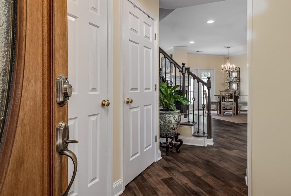 48 Hall Mnr, Alpharetta, GA 30022-1816
