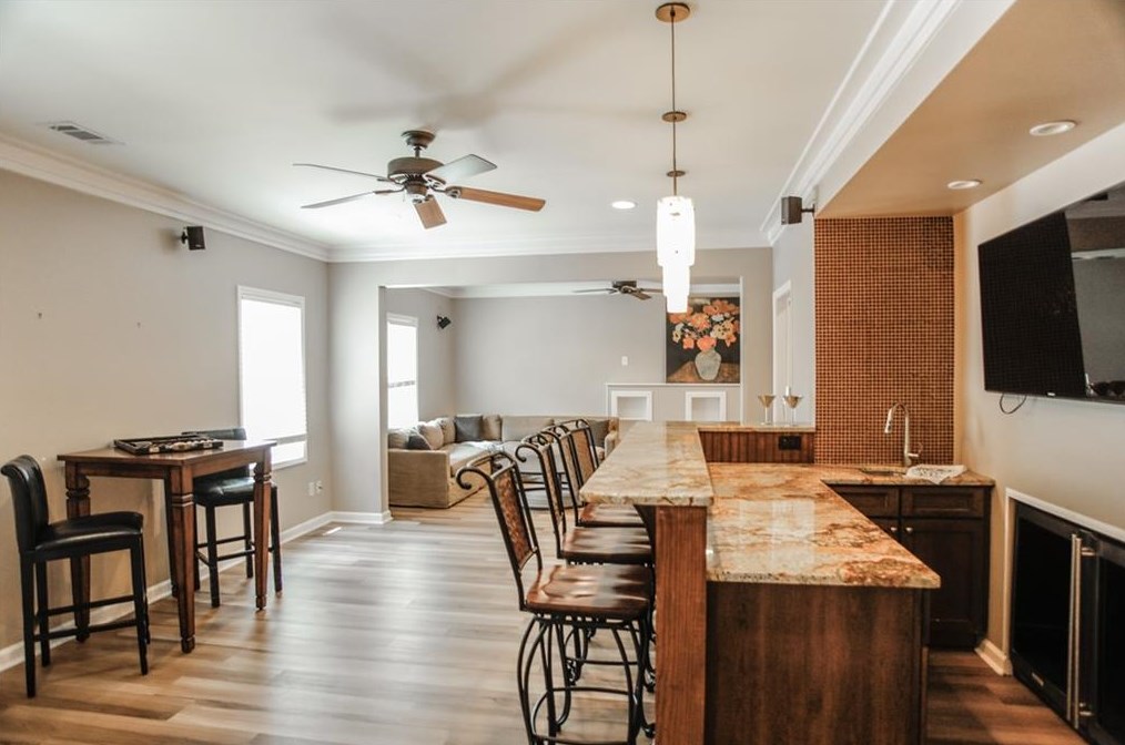 270 Wembley Cir, Atlanta GA  30328-6757 exterior