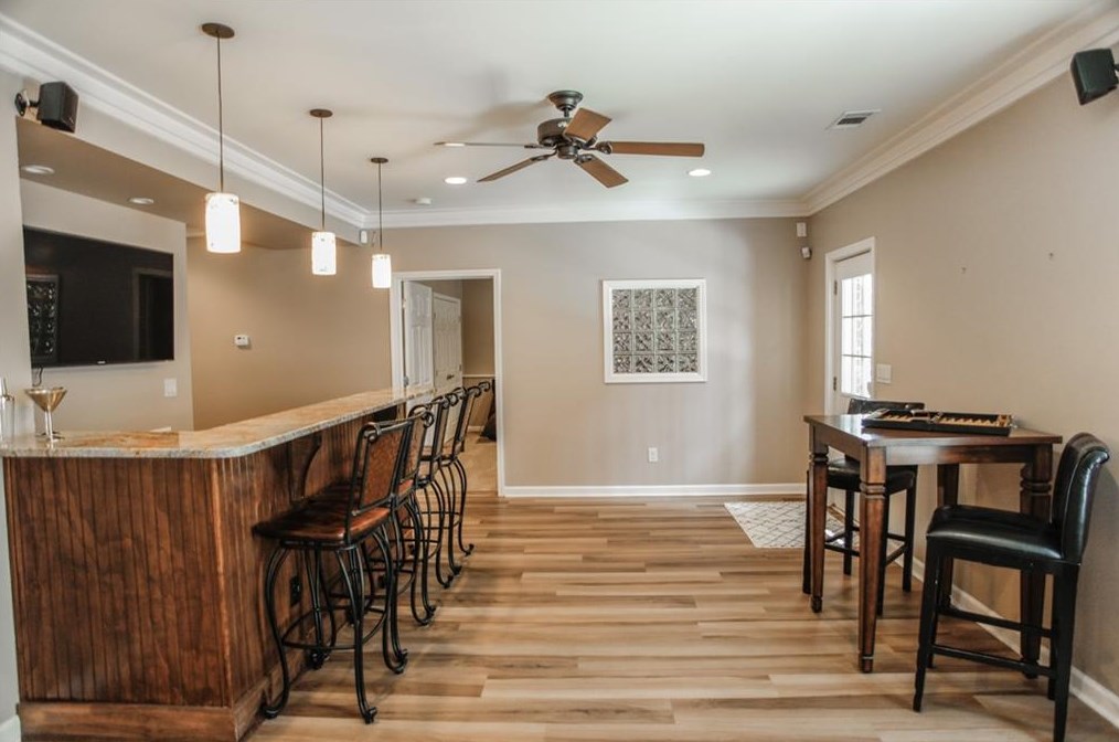 270 Wembley Cir, Atlanta GA  30328-6757 exterior