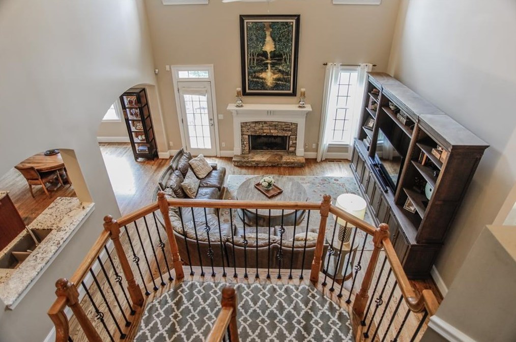 270 Wembley Cir, Atlanta GA  30328-6757 exterior