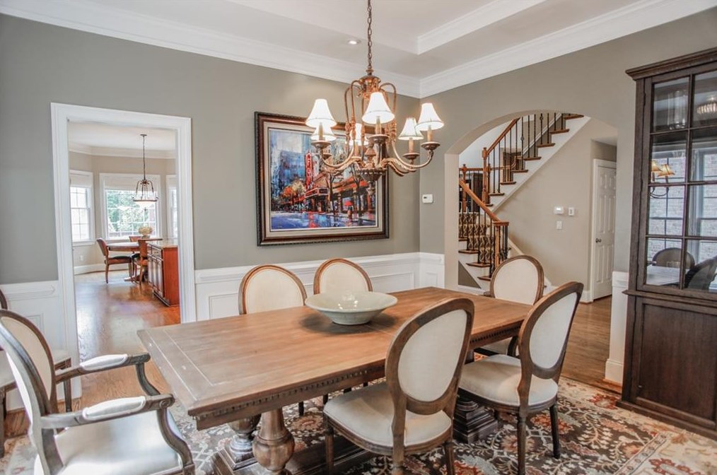 270 Wembley Cir, Atlanta GA  30328-6757 exterior