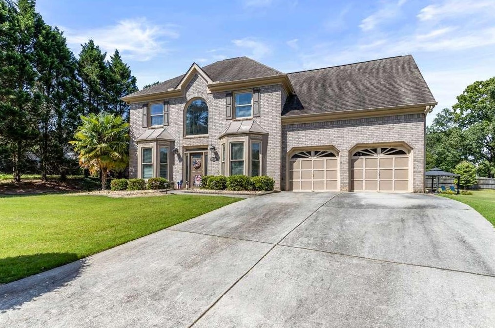 360 Chandler Pond Dr, Lawrenceville, GA 30043-6042