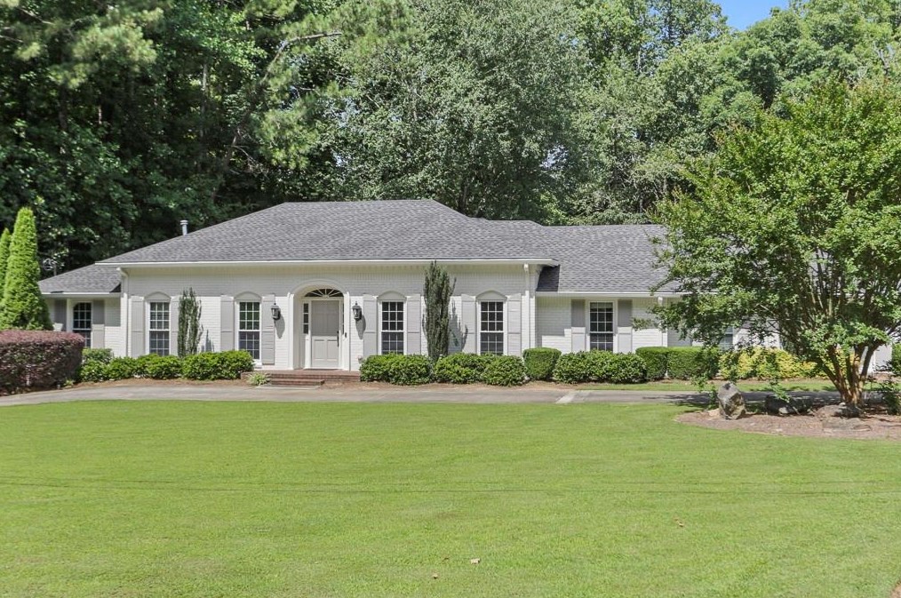 5795 Riverwood Dr, Atlanta, GA 30328-3726