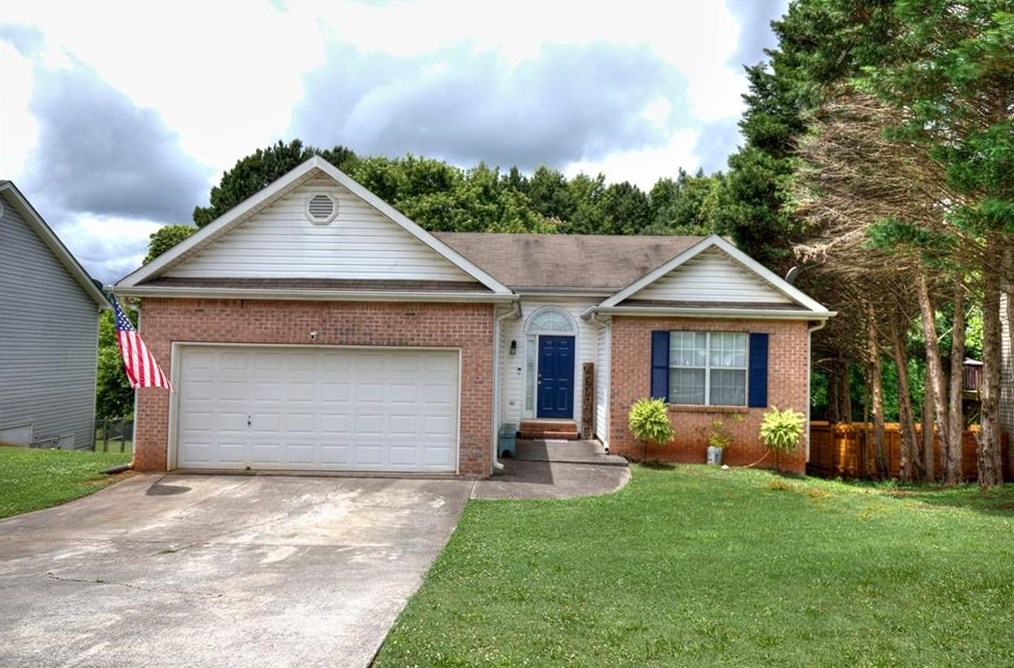 4 Piedmont Ln, Euharlee, GA 30120-2475