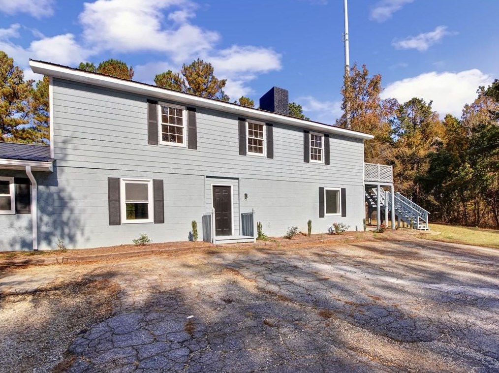 6655 Ridge Rd, Hiram, GA 30141