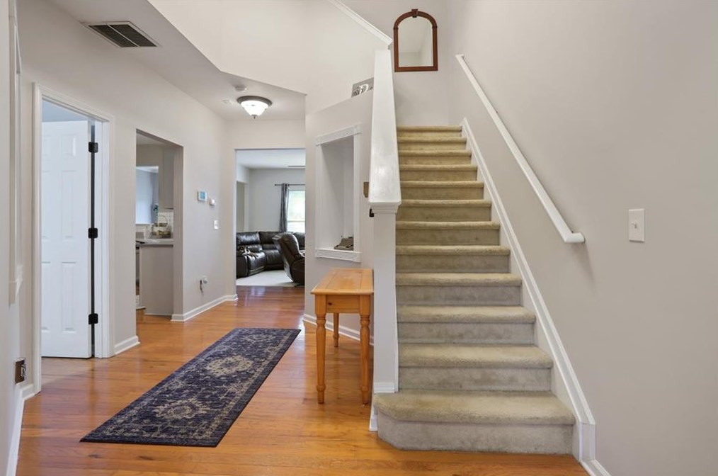 3985 Abernathy Farm Way, Acworth, GA 30101-5828