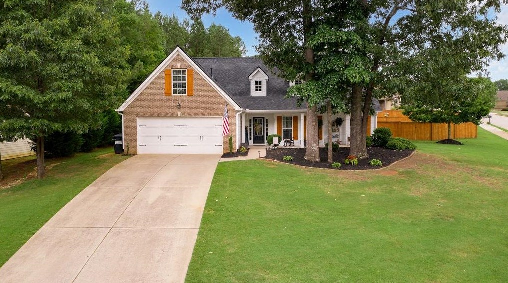 1104 Stillwood Pl, Jefferson, GA 30549